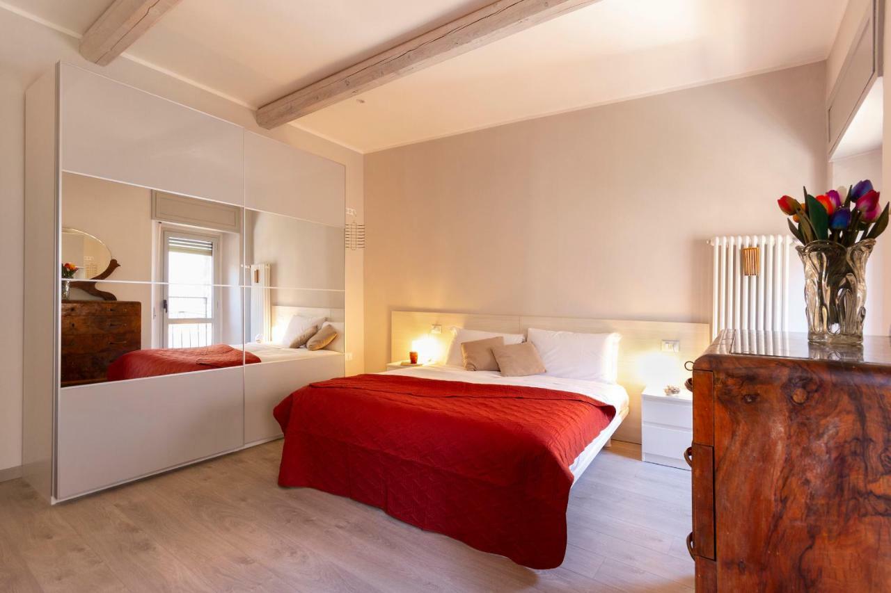 Suite Accademia - Smart Holiday มานโตวา ภายนอก รูปภาพ