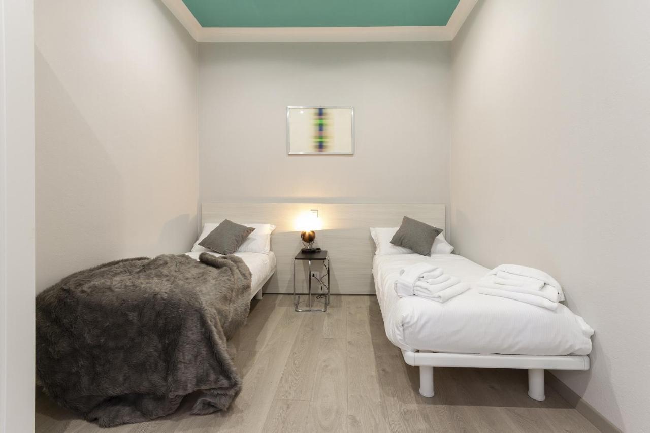 Suite Accademia - Smart Holiday มานโตวา ภายนอก รูปภาพ